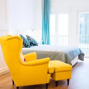 Blonski-yellow Appartement Málaga